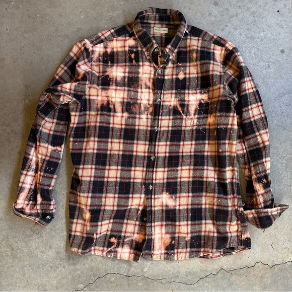 Jason Crystal Lake Flannel - Picture 4 of 7